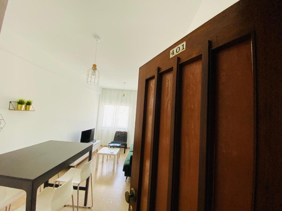 Simple One Bedroom Flat In Engomi Exterior photo